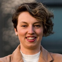 Celine Provins